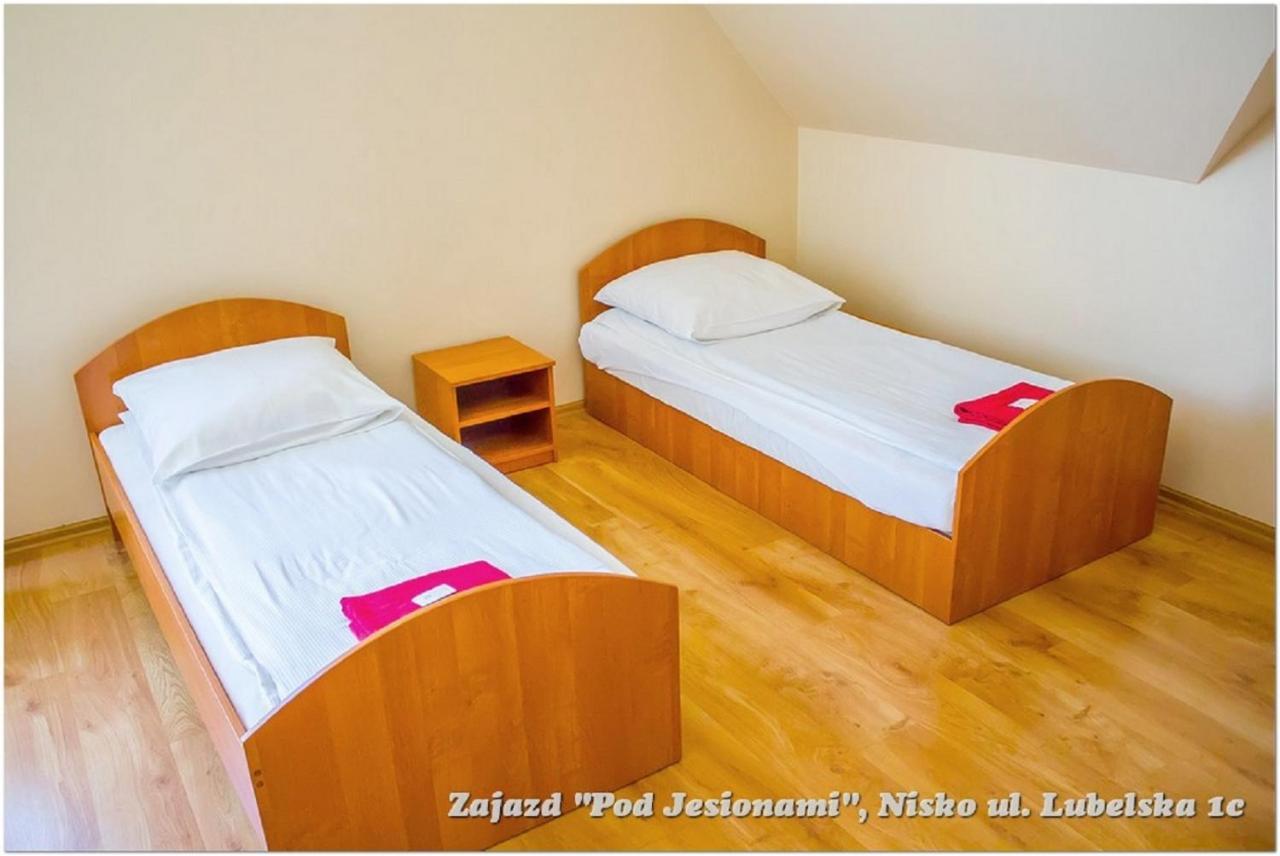 Zajazd Pod Jesionami Nisko Exterior foto