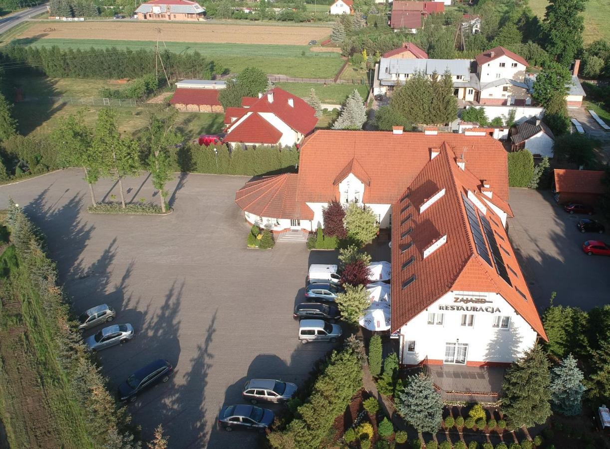 Zajazd Pod Jesionami Nisko Exterior foto